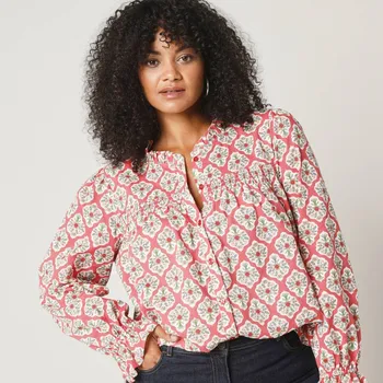 Halenka s volánkem a žabičkováním a potiskem červená/režná 54