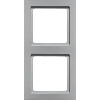 Elektrická zásuvka Rámeček Berker Q.3, stříbrná sametová Rozměry: 2-násobný
