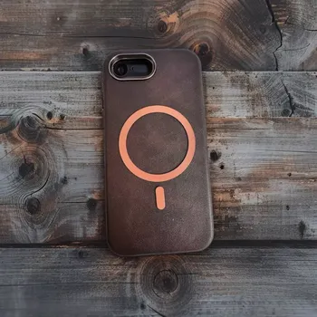 Pouzdro na mobilní telefon Pouzdro Gentleman Mag Cover MagSafe – iPhone 16e, hnědé (Pouzdro, obal, kryt Gentleman Mag Cover s MagSafe na iPhone 16e – hnědá ekokůže, kovový rámeček, luxusní vzhled)