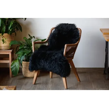 Dekorativní polštářek Wooline ovčí kůže Center černá 85 x 60cm