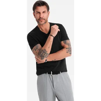 Pánské klasické bavlněné tričko BASIC s výstřihem - černé V1 OM-TSBS-0237 - XXL