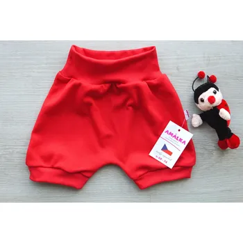 Kojenecké oblečení AMÁLKA Bavlněné kraťasy s náplety, červené Velikost: 80-86
