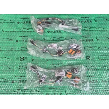 Zadní světlomet Originální díl Škoda nosič žárovek pravého zadního světla Škoda Octavia III před FL do MR 2017 5E9945258