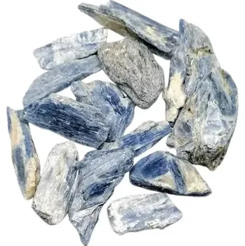 Přírodní kámen Přírodní kyanit z Brazílie – 100 g, léčivý kámen pro harmonii a esoteriku