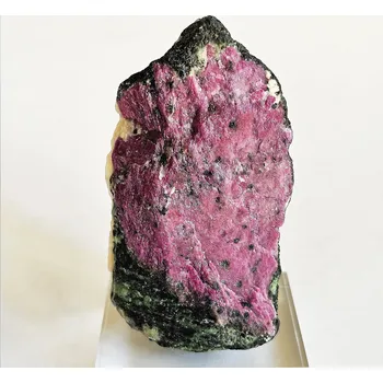 Přírodní kámen Rubín v zoisitu z Tanzánie 75x42mm