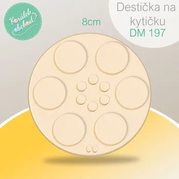 Destička (šablona) na výrobu drátěné kytičky DM 197. Rozměr destičky 8cm. Materiál plast.