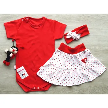 Kojenecká souprava AMÁLKA Bavlněná souprava pro holčičku, červené srdíčka Velikost: 92