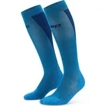 CEP pánské běžecké kompresní podkolenky ULTRALIGHT 4.0 - blue / dark blue Velikost: IV (39-44 cm obvod lýtka)