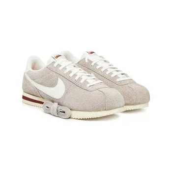 Dámská obuv Nike Sneakersy Cortez Se HF3142 001 Šedá 43