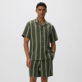 Reserved - Strukturální šortky regular - tmavě zelená - 9395N-79X - 9395N-79X-XL