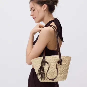 Reserved - Pletená košíková kabelka s přívěskem - tmavě hnědá - 409CN-89X - 409CN-89X-ONE