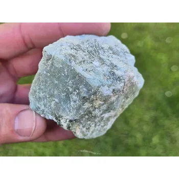 Sběratelství Přírodní kámen akvamarín z Indie (121g)