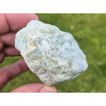 Přírodní kámen Přírodní kámen akvamarín z Indie 99g