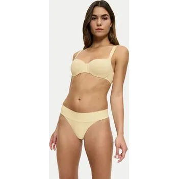 Dámské spodní prádlo Triumph Kalhotky string Make-Up Illusion 10218386 Žlutá 44