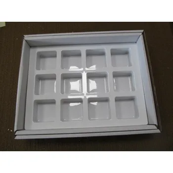 Archivační box Papírová krabice A4 - 5,5 cm s PVC výliskem