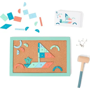 Motolékárnička Zatloukačka s kladívkem a hřebíčky