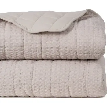 Přehoz na lůžko Béžový prošívaný přehoz 180x260 cm – Ixia ID_1766506