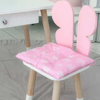 Polštář Polštář pro dětskou židličku je měkký a pohodlný, bezpečný pro malé dítě