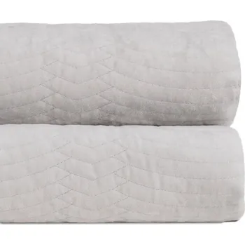 Přehoz na lůžko Krémový sametový prošívaný přehoz 180x260 cm – Ixia ID_1766704