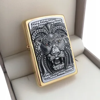 Zapalovač Benzínový Zapalovač Zippo Lion Design