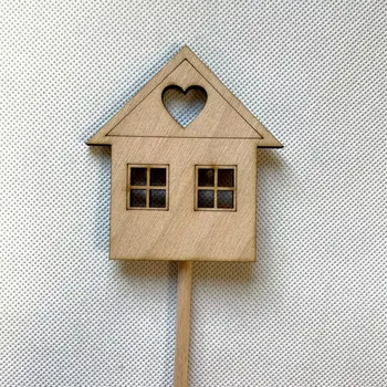 Dřevěný zápich domeček 10 cm