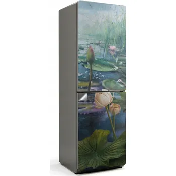 Fototapeta Samolepka na ledničku Bez bublinek Bubble Free Lilie na hladině jezera