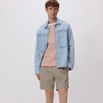 Pánské oblečení Reserved - Strukturální šortky regular - bledá zelená - 622EF-07M - 622EF-07M-S