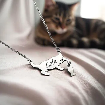 Přívěsek Přívěsek z chirugické oceli s řetízkem Kočička s rybičkou