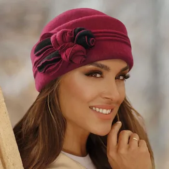 Čepice KRUMLOVANKA W-0065/144 vínová