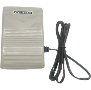 Příslušenství k šicímu stroji Pedál pro Merrylock SP1100 (včetně kabelu)