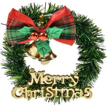 Věnec Malý vánoční věnec se zlatým nápisem Merry Christmas a zvonky – 8 cm