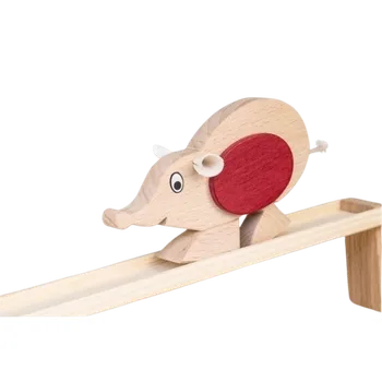 Dřevěná hračka Hugo chodí bos Montessori hračka – chodicí miška s dráhou