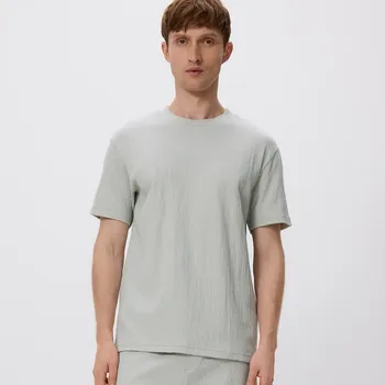 Pánské tričko Reserved - Strukturální tričko comfort fit - bledá zelená - WC962-07X - WC962-07X-M