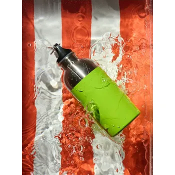 Láhev Sinsay - Kovová láhev s karabinou - neonová - 025FV-71X - 025FV-71X-ONE