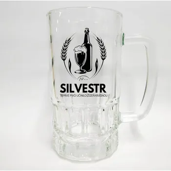 Sklenice Skleněný půllitr se jménem Silvestr v1