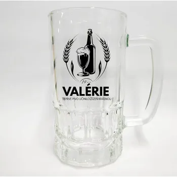 Sklenice Skleněný půllitr se jménem Valérie v1