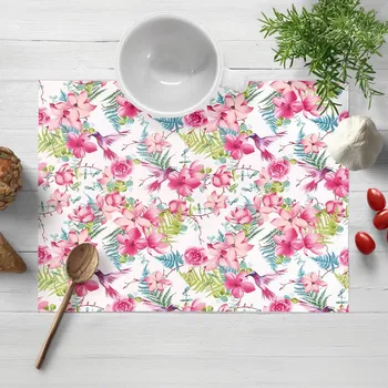 prostírání Bavlněné prostírání na stůl Sandra SA-493 Kolibříci s růžovými květy na bílém 30x40 cm