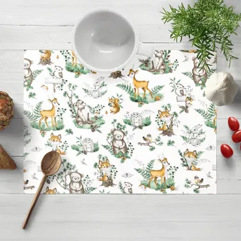 prostírání Dětské bavlněné prostírání na stůl Sandra SA-459 Lesní zvířátka na bílém 30x40 cm