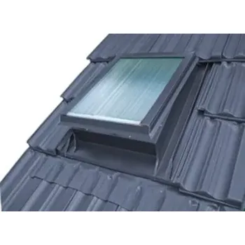 střešní výlez Univerzální střešní výlez v barvě (výlezové okno v RAL)