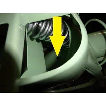 Blatník karosérie G. průchodka do zadního blatníku Jawa 550 Pařez