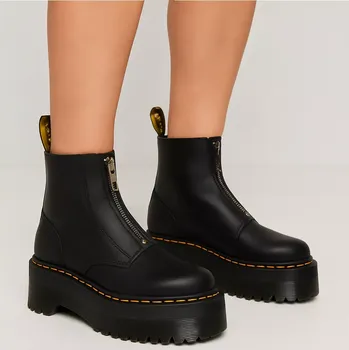 Dámská treková obuv Dr. Martens Jetta Sendal Black – dámské kotníkové boty, vel. 40