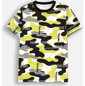 Chlapecké tričko Chlapecké Tričko Barevné s Krátkým Rukávem Maskáčový Vzor Velikost 146 Coccodrillo WC5