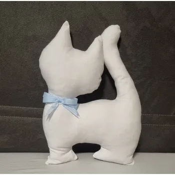 Nebe doma Látková kočka k vybarvení Barva: S modrou mašlí