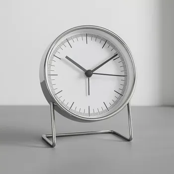 Budík Designový budík Kare Levine Stříbrný