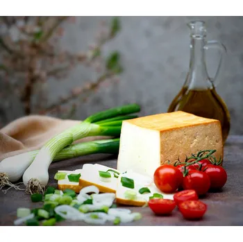 Muránsky salaš Ovčí sýr uzený Hmotnost: 151g - 155g