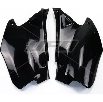 UFO boční tabulky na startovací číslo HONDA CR 125/250 00-01 barva černá (UFO boční tabulky na startovací číslo HONDA CR 125/250 00-01 barva černá)