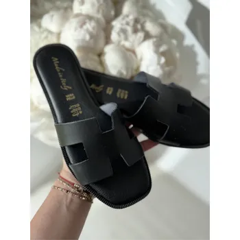 Dámské pantofle Mishel Kožené nazouváky černá Velikost: 36