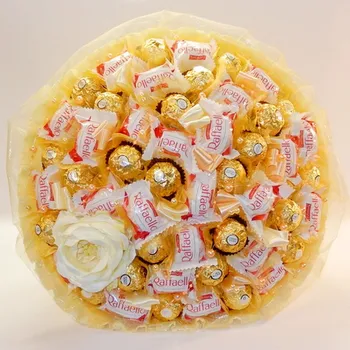 umělá květina Ateliér Confetti Kytice z bonbonů - Evelina Počet bonbónů: 35 ks