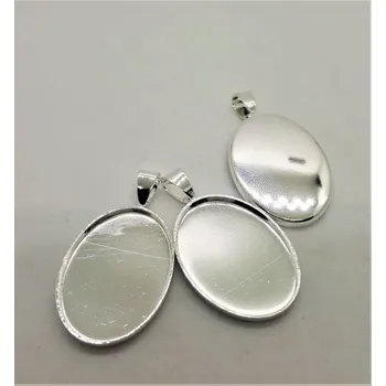 Přívěsek Přívěsek Medailon 3 cm x 1,8 cm