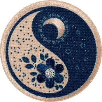 Nášivka Nažehlovačka Měsíc a květina 6,1 x 6,1 cm Monoquick